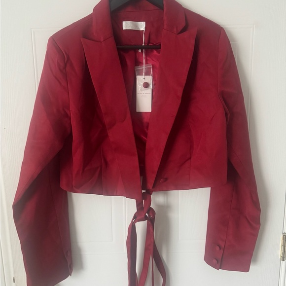 Gionno Jackets & Blazers - Gianno root chakra Chic Women's Red Blazer crop top the art of subtiliy Large